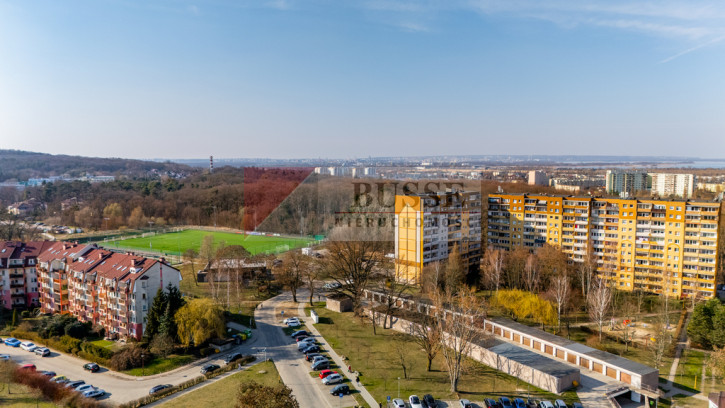 Mieszkanie Sprzedaż  os. Bukowe Brązowa 4