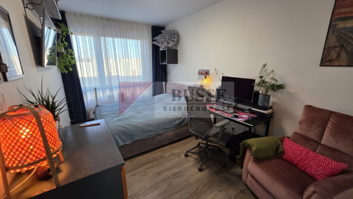 Mieszkanie Sprzedaż  Śródmieście-Centrum Powstańców Śląskich 9