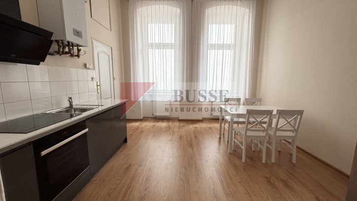Mieszkanie Wynajem  Centrum 8