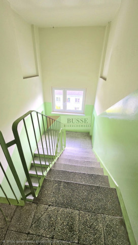Mieszkanie Sprzedaż  Gumieńce Rezedowa 17