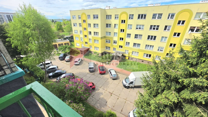 Mieszkanie Sprzedaż  Gumieńce Rezedowa 18