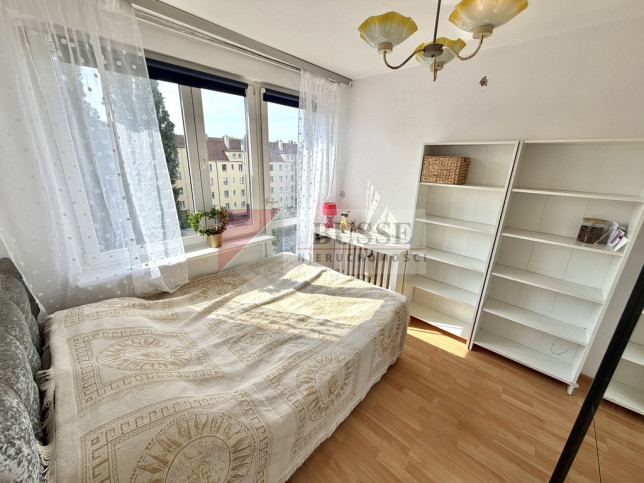 Mieszkanie Sprzedaż  Centrum 8